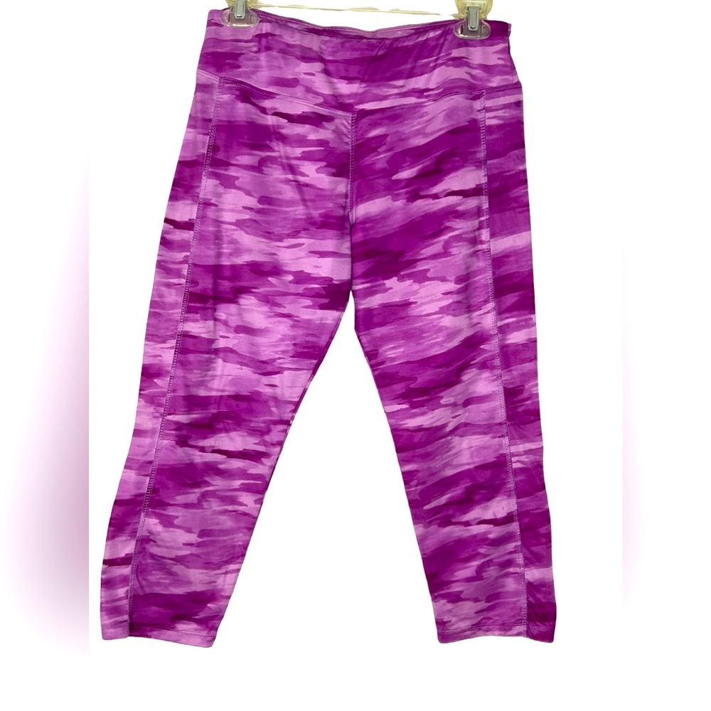 Lululemon Army Leggings in Good Condition Size 10